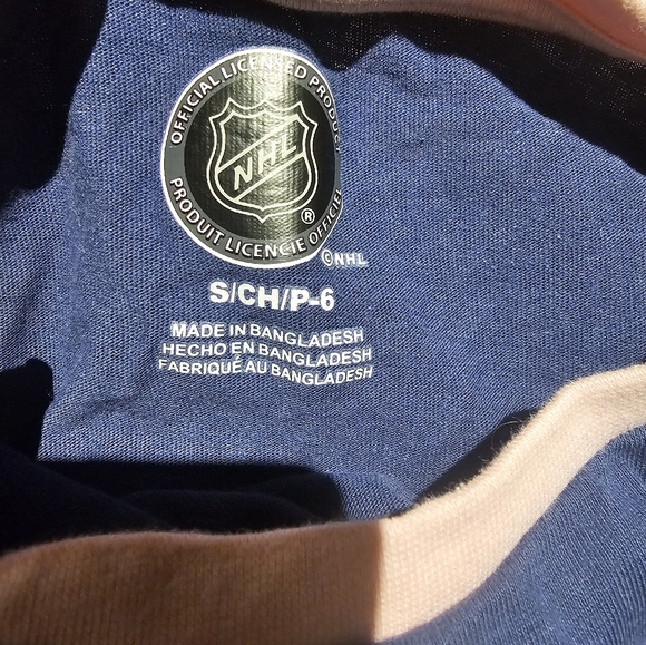 Girls Toronto Maple Leafs pajamas - Picture 3 of 3